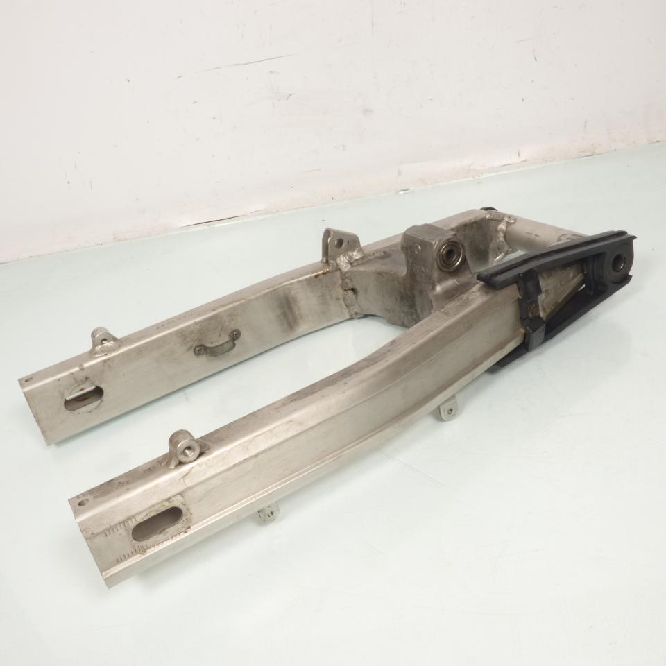 Bras oscillant origine pour moto Suzuki 650 SV 1999 à 2002 19F00 Occasion