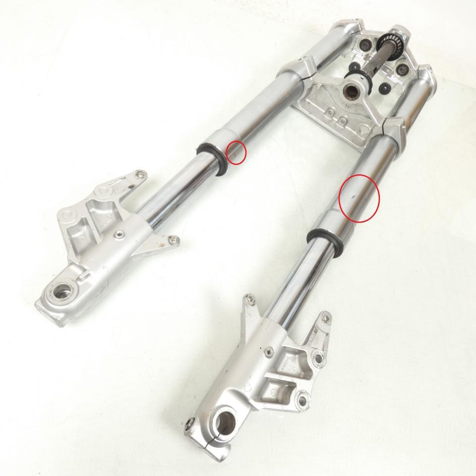 Fourche inversée avec tés pour moto Suzuki VZ 800 Marauder 1997 à 2004 XA521 73V 3B