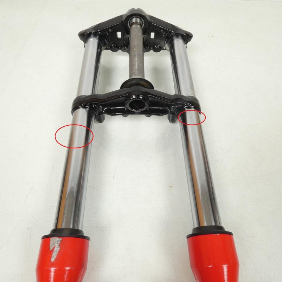 Fourche avec tés Showa rouge pour moto Honda VF 500 F2 1984 à 1985 MF2-861