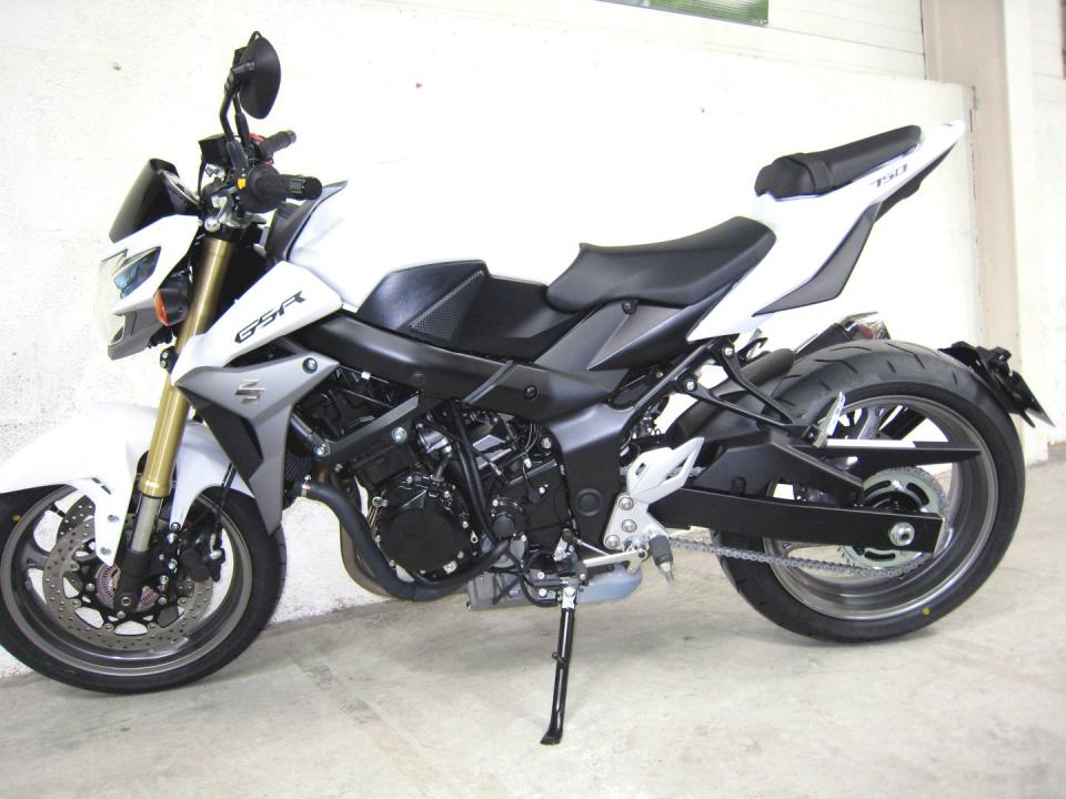 Support de plaque d immatriculation ACCESS DESIGN pour Moto Suzuki GSR Neuf