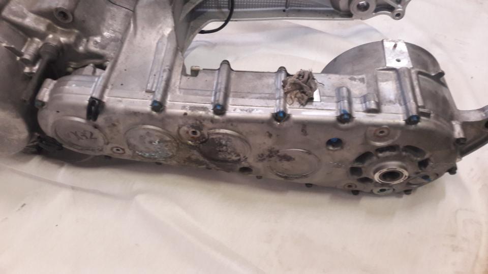 Bloc moteur pour scooter Suzuki 650 Burgman 2003 à 2005 JS1BU122100 Occasion