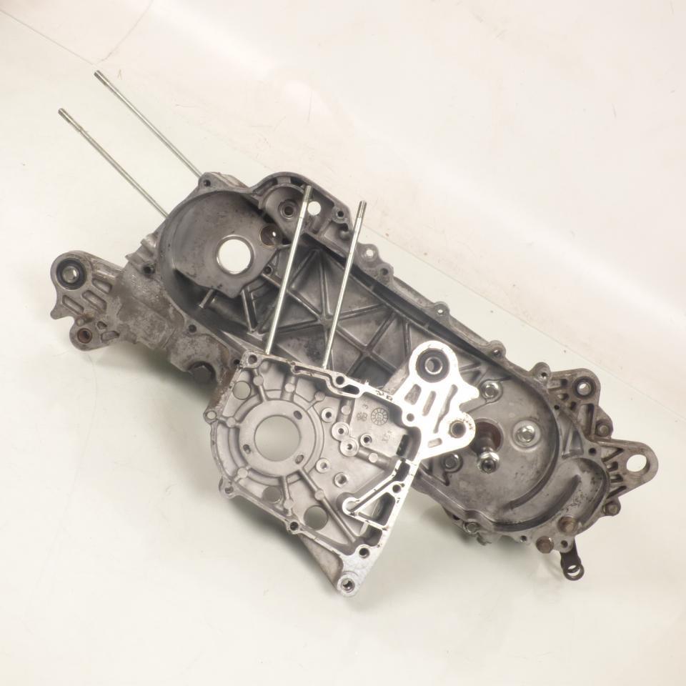 Carter moteur origine pour scooter Baotian 50 BT49QT-12 2006-2010 L82TCAPC / 139QMA Occasion