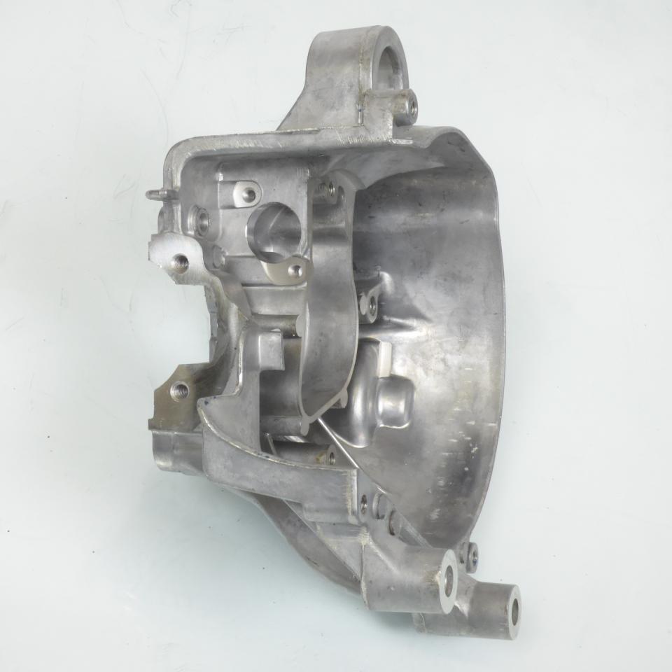 Demi carter moteur droit P2R pour scooter Yamaha 50 Bw's Avant 2020 Neuf