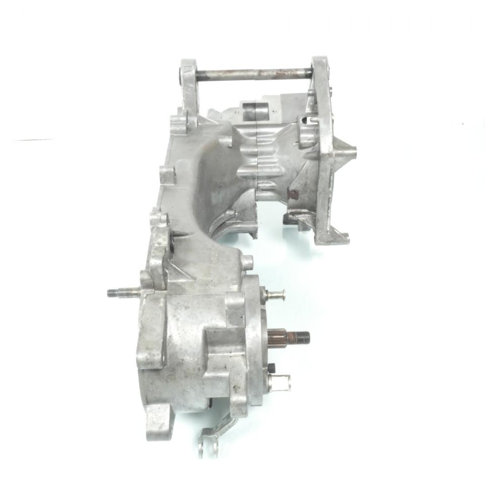 Carter moteur origine pour scooter Peugeot 50 STREETZONE 2T 2014-2017 B1E40QMB-C
