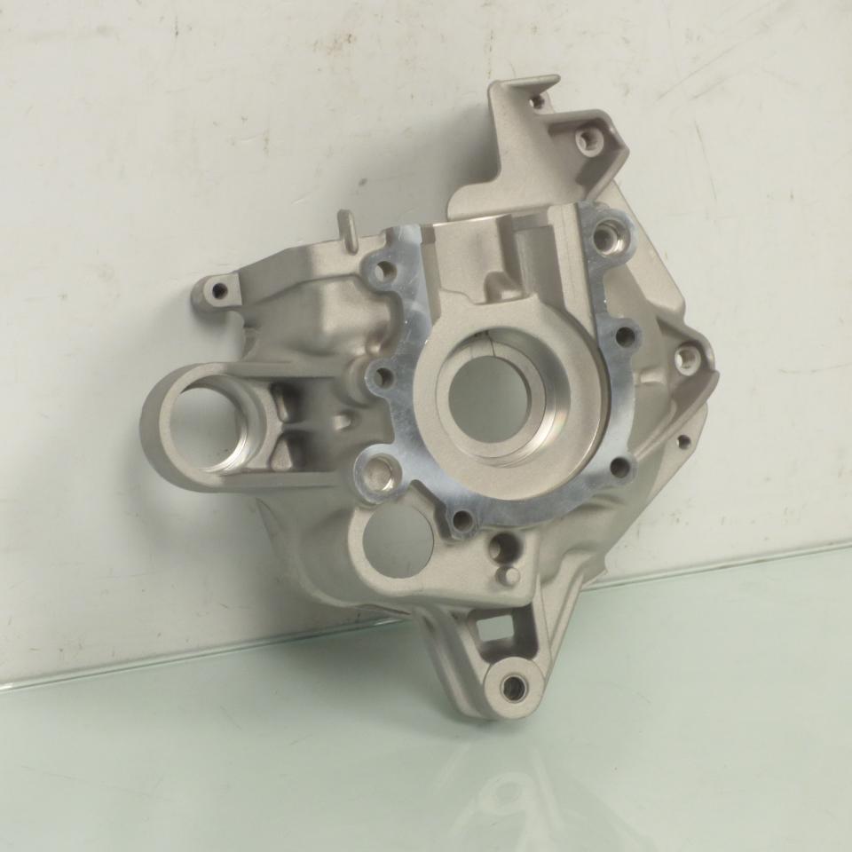 Carter moteur droit coté allumage pour scooter MBK 50 Spirit Minarelli vertical
