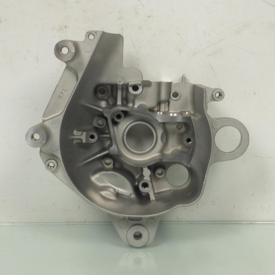 Carter moteur droit coté allumage pour scooter MBK 50 Spirit Minarelli vertical