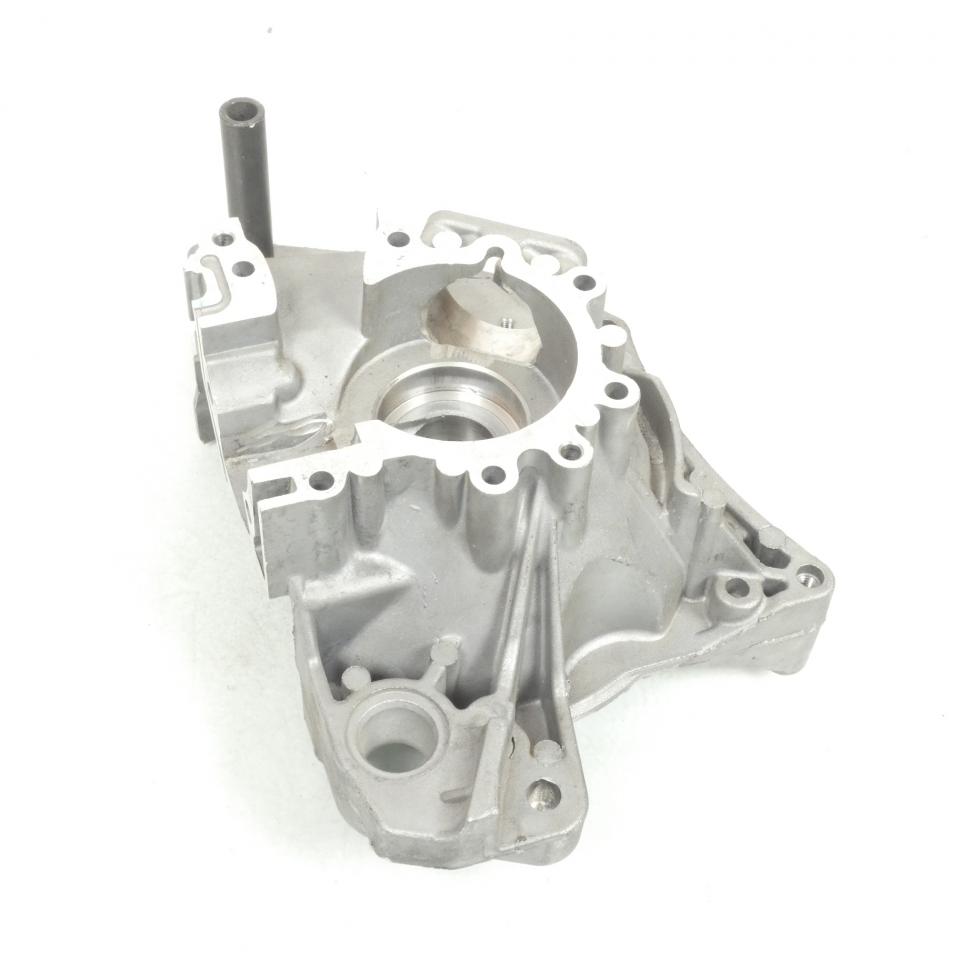 Carter moteur droit pour scooter Peugeot 50 Ludix 740405 762694 Occasion
