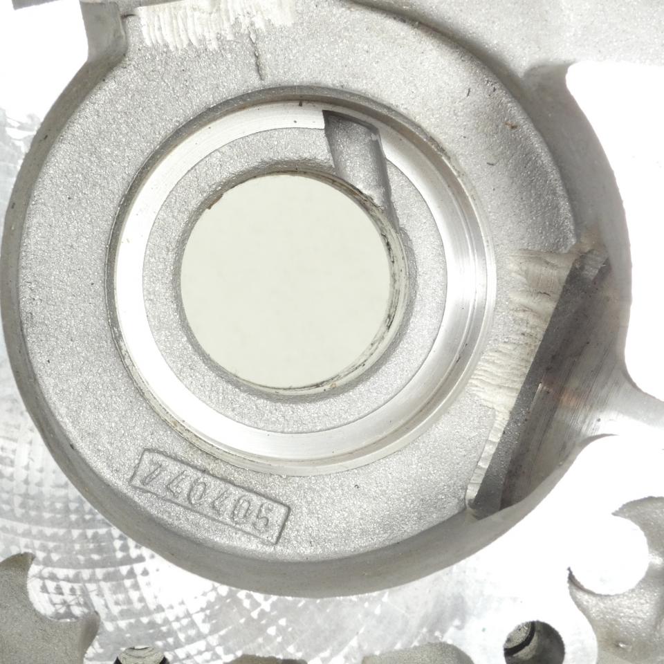 Carter moteur droit pour scooter Peugeot 50 Ludix 740405 762694 Occasion
