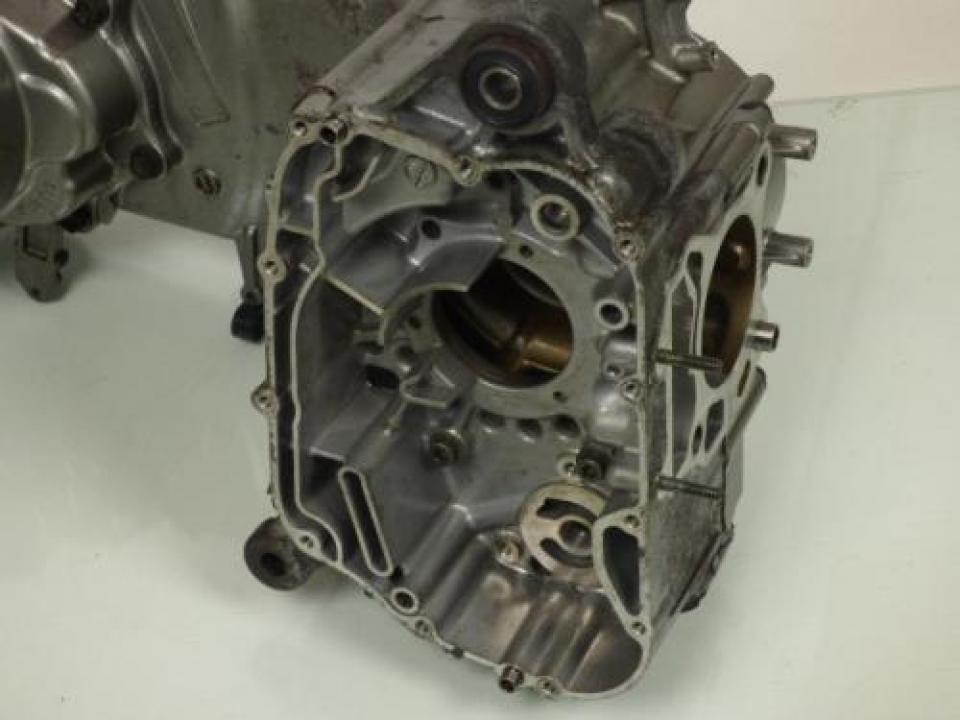 Carter moteur origine pour scooter Suzuki 125 Burgman 2003 49F430 Occasion