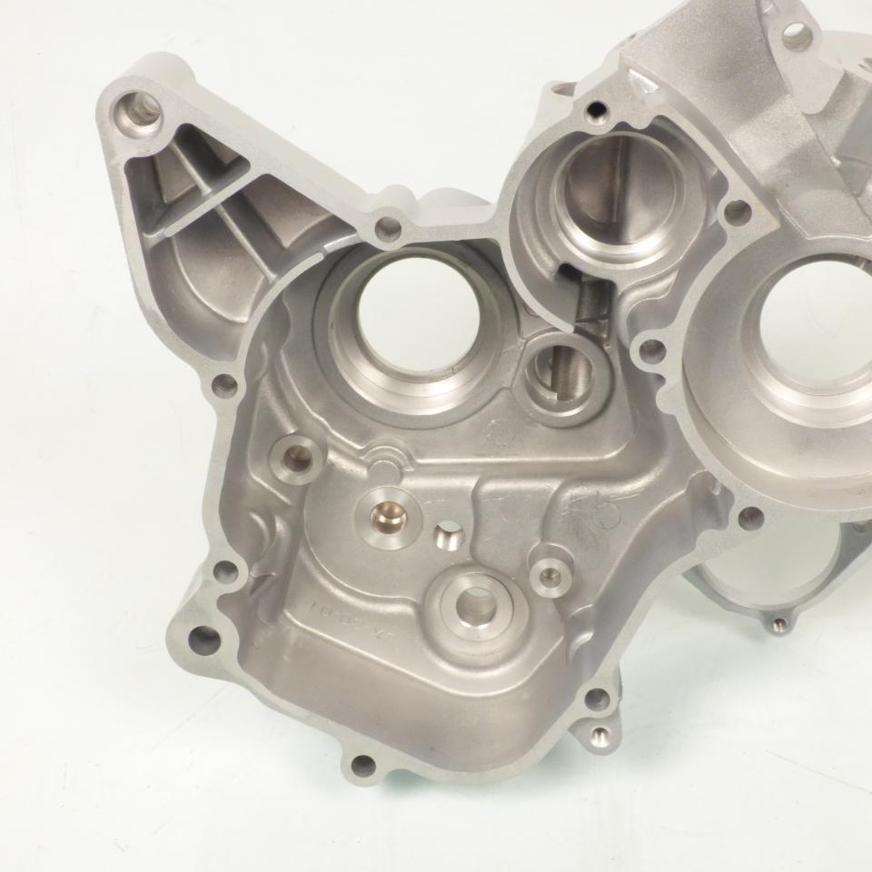 Carter moteur P2R pour Moto CPI 50 SM Avant 2020 JX-30-01 / gauche Neuf