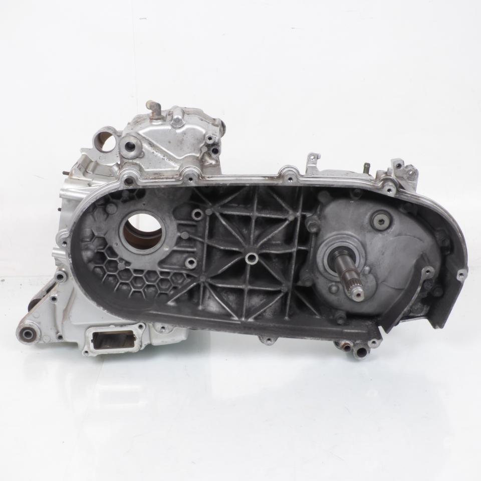 Carter moteur origine pour Scooter Suzuki 400 Burgman K415 Occasion
