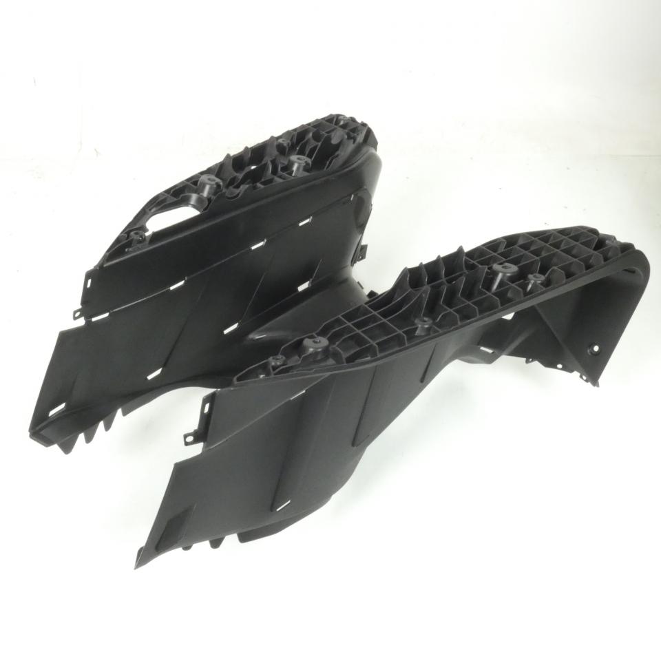 Marche pied pour scooter MBK 125 Skycruiser 2006 à 2007 1B9-F7481-00 noir Neuf