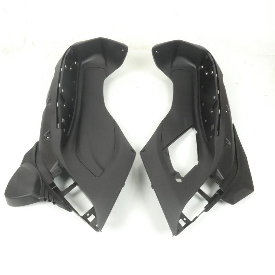 Paire Marche pied D&G pour scooter Piaggio 125 Beverly 673207 672624 1R000616