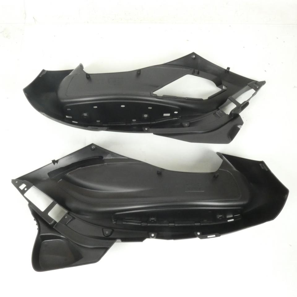 Paire Marche pied D&G pour scooter Piaggio 125 Beverly 673207 672624 1R000616