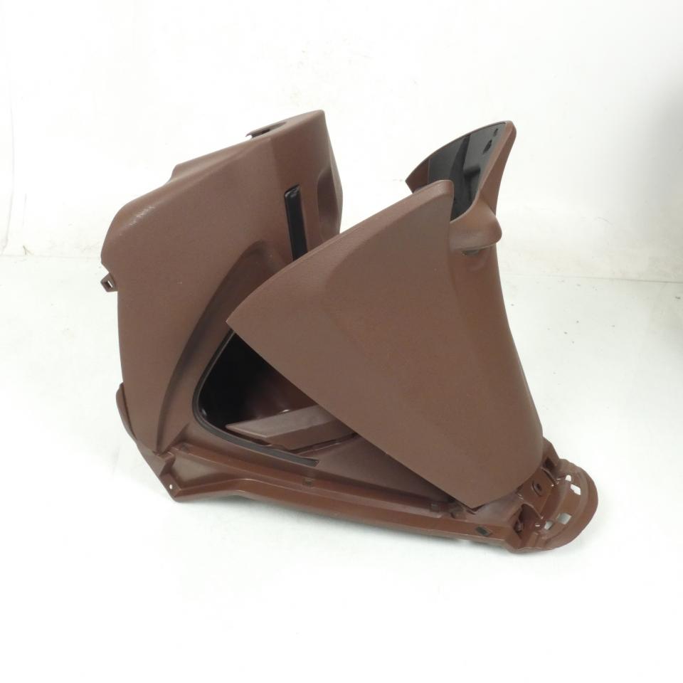 Tablier AR marron pour scooter Piaggio 125 Medley 1B006822500MH 1B006823 VN01792