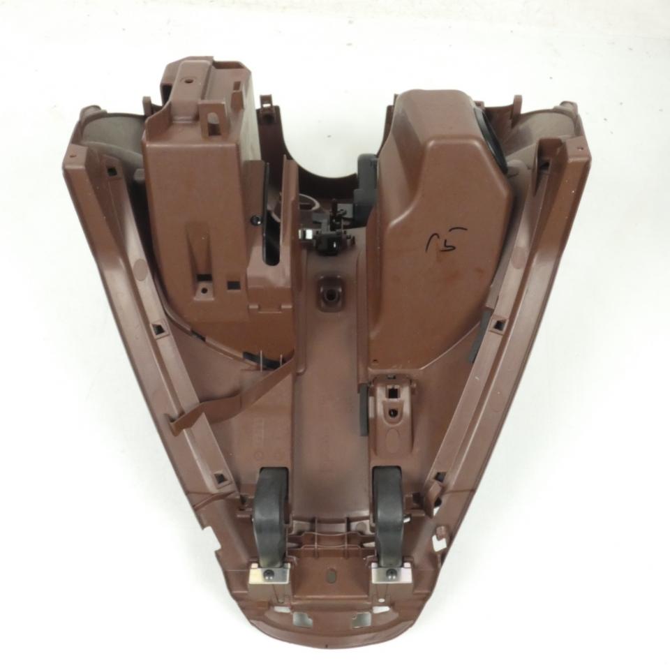 Tablier AR marron pour scooter Piaggio 125 Medley 1B006822500MH 1B006823 VN01792