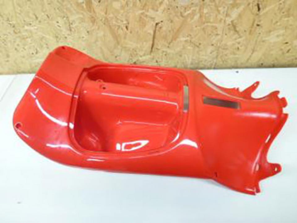 Tablier arrière origine pour Scooter Aprilia 50 Scarabeo 1998 AP8248441 Neuf