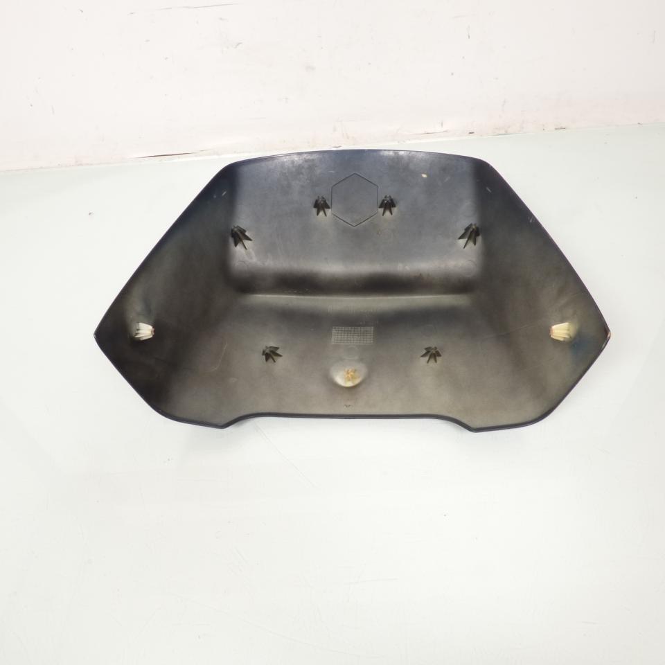 Coque arrière origine pour scooter Piaggio 125 X8 2006 à 2008 623651 Occasion