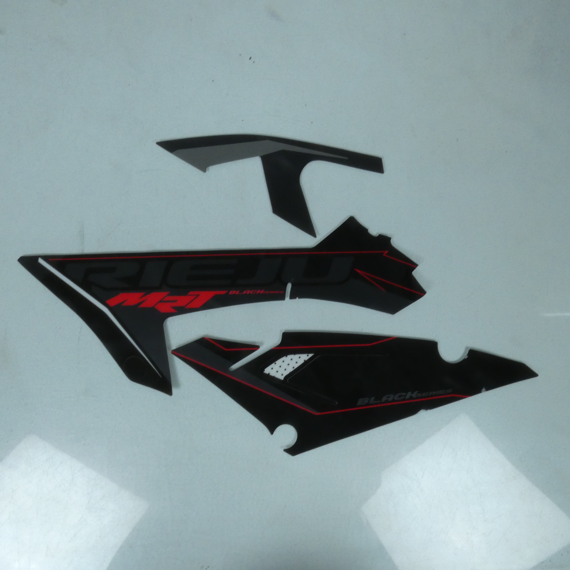 Kit déco Autocollant Black series pour moto Rieju 50 Mrt Pro 2022 0/000.390.5359