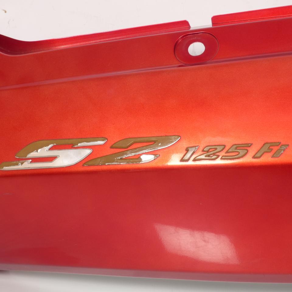 Coque arrière droite origine pour Daelim 125 S2 FI 2006 à 2007 83500-SZI-0000