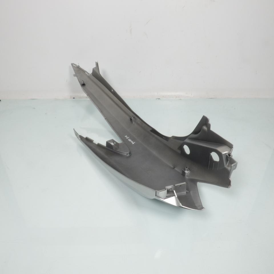 Coque arrière droite origine pour scooter Suzuki 125 Burgman 2014 à 2020 47111-12JA0