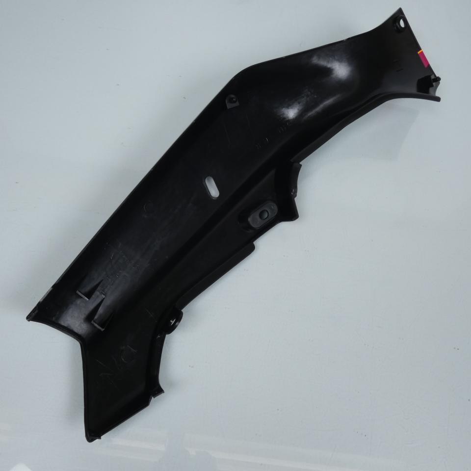 Coque arrière droite origine pour moto Suzuki 750 GSXR 47111-17E00 R Occasion