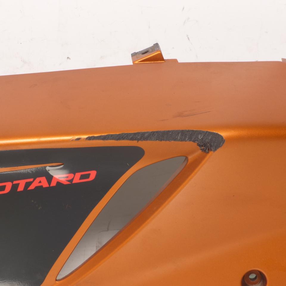 Coque arrière droite origine pour Aprilia 50 SR Motard 4T 2013 à 2019 657467