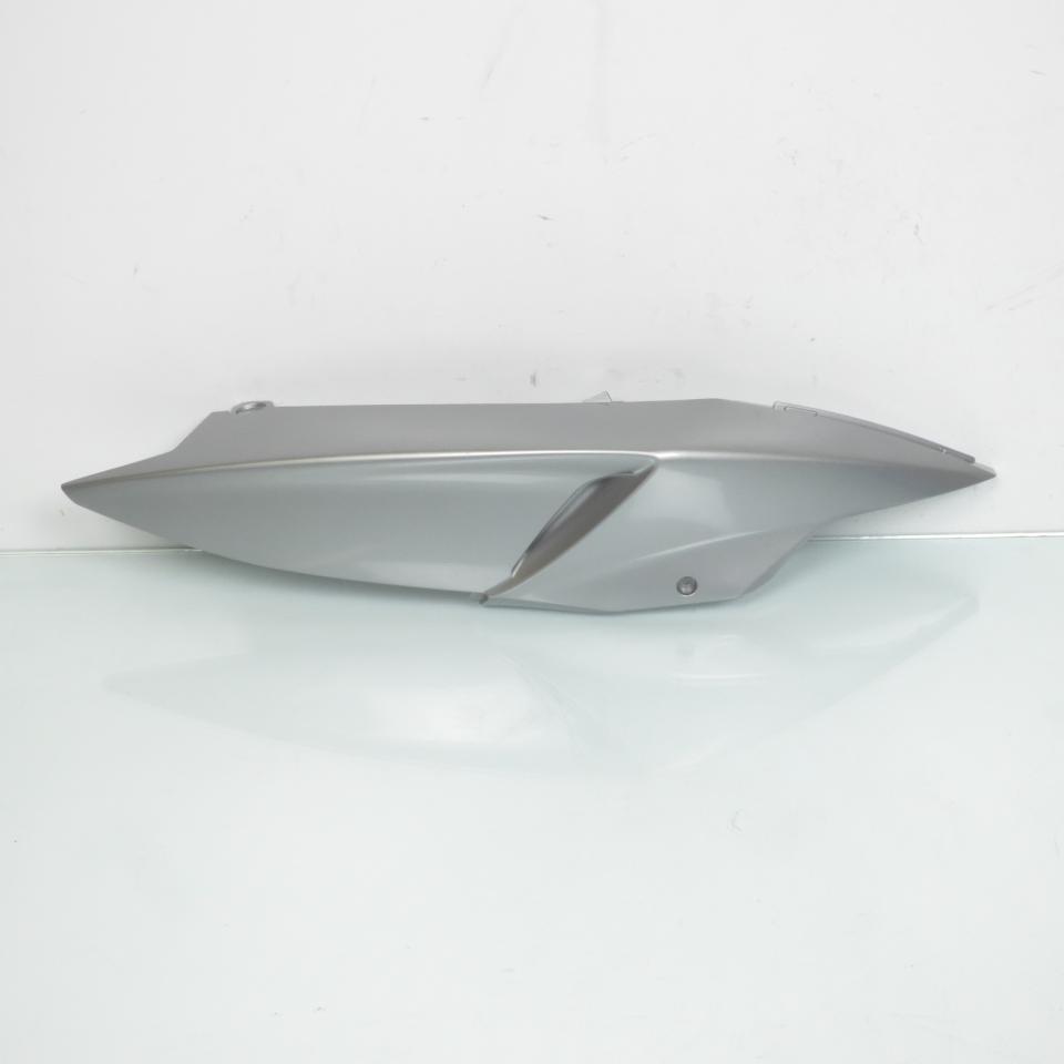 Coque arrière droite pour scooter Aprilia 150 SR 2018 à 2019 SB003147000HL