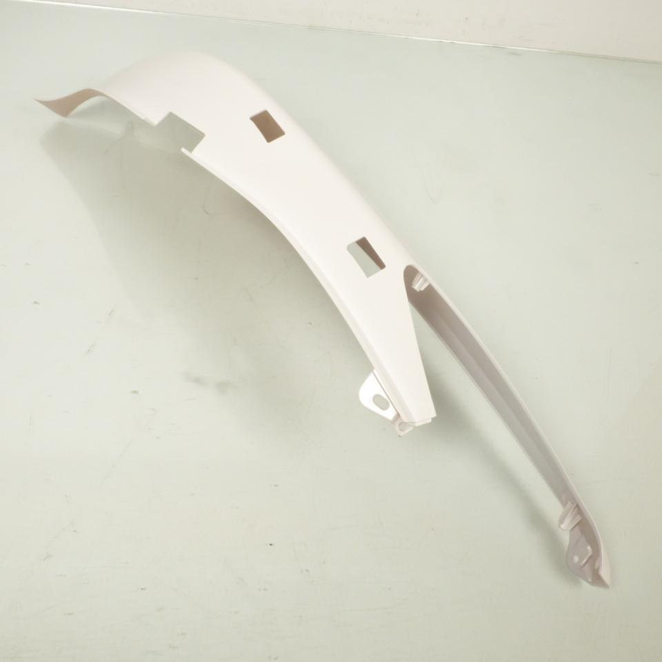 Coque arrière droite pour scooter MBK 125 Skycruiser 2006 à 2009 blanc brillant