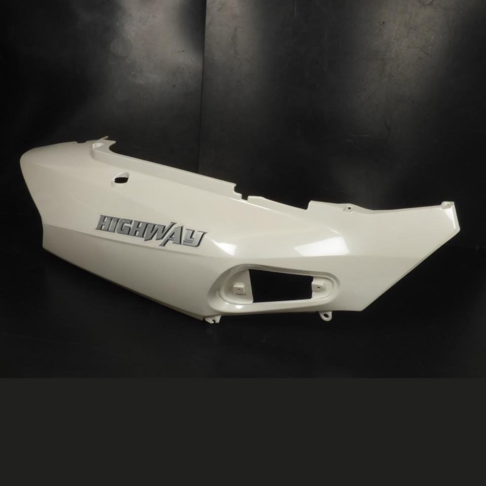 Coque arrière droite pour scooter Jonway 125 Aztral TM00-070100007 blanc Neuf