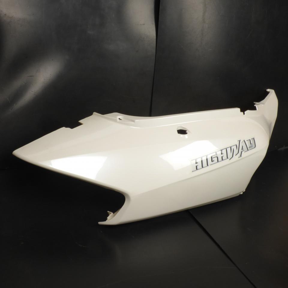 Coque arrière droite pour scooter Jonway 125 Aztral TM00-070100007 blanc Neuf