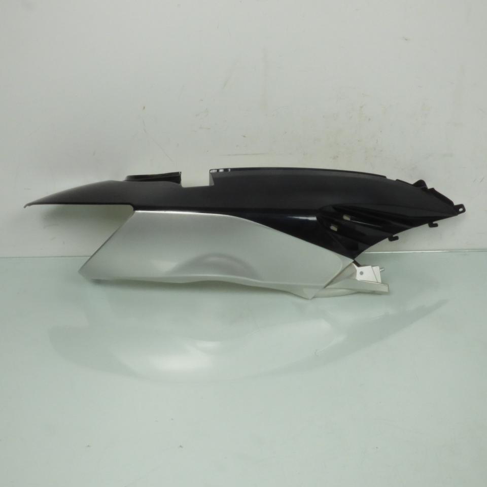 Coque arrière droite noir / gris pour scooter Yiying 125 YY125T-7 TI07-070100005