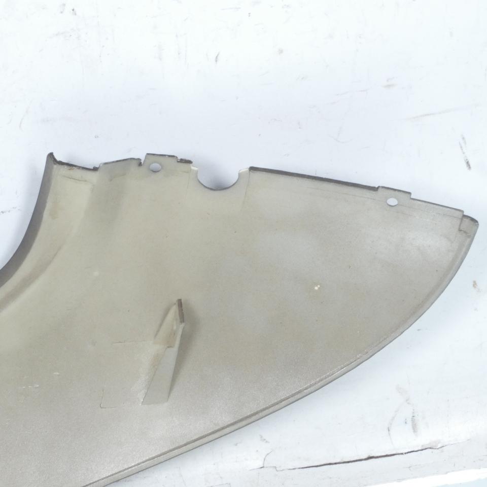 Coque arrière droite noir / gris pour scooter Yiying 125 YY125T-7 TI07-070100005