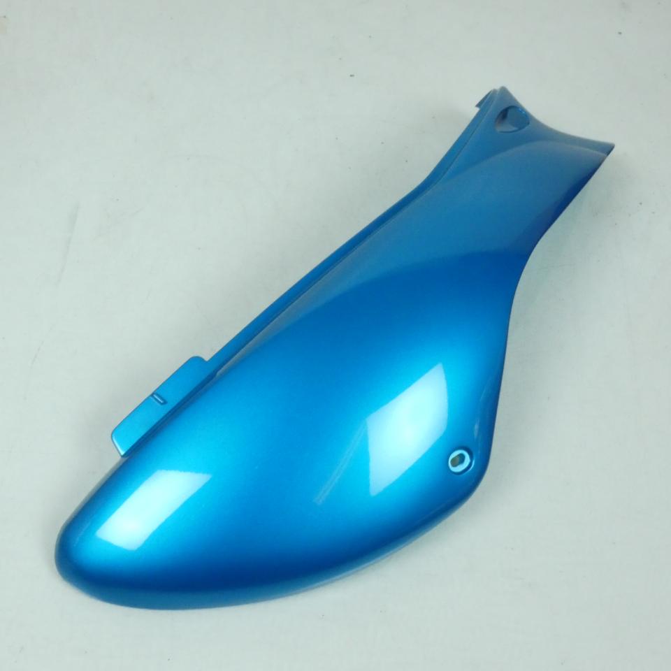 Coque arrière droite pour scooter Peugeot 50 TKR 2000 à 2003 738623E9 Bleu