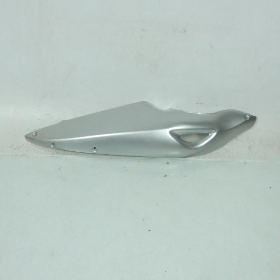 Coque arrière droite pour Peugeot XR6