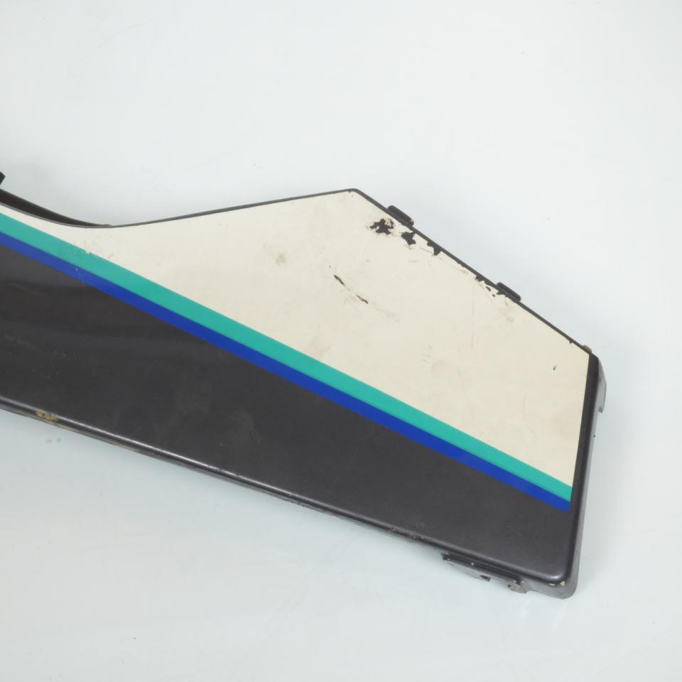 Coque arrière gauche origine pour moto Yamaha 750 FZ 2KT-12711-00-EX Occasion