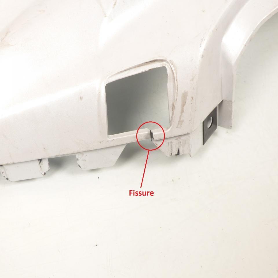 Coque arrière gauche origine pour Moto Yamaha 600 YZF-R 1996 à 2002 4TV-21711-00 Occasion