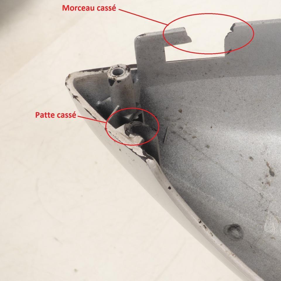 Coque arrière gauche origine pour Moto Yamaha 600 YZF-R 1996 à 2002 4TV-21711-00 Occasion