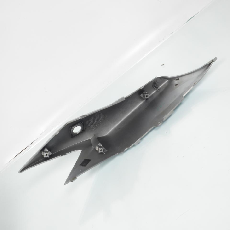 Coque arrière gauche origine pour moto Suzuki 750 GSXR 2008 à 2009 47811-37h Occasion