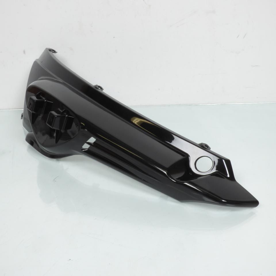 Coque arrière gauche P2R pour scooter MBK 50 Stunt noir brillant Neuf