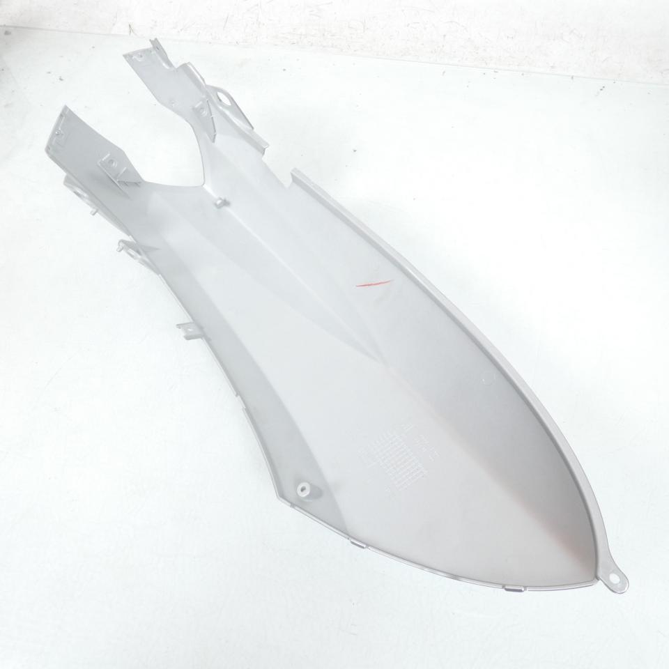 Coque arrière gauche Gris pour scooter Peugeot 50 Kisbee 2T 779173Q2 1177917300