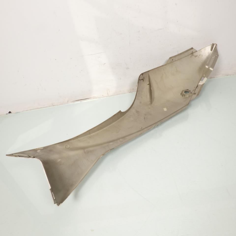 Coque arrière gauche gris pour scooter Peugeot 100 Elyseo 1999-04 1173807100