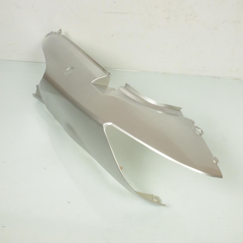 Coque arrière gauche pour scooter Yiying 125 YY125T-7 TI07-070100006 gris