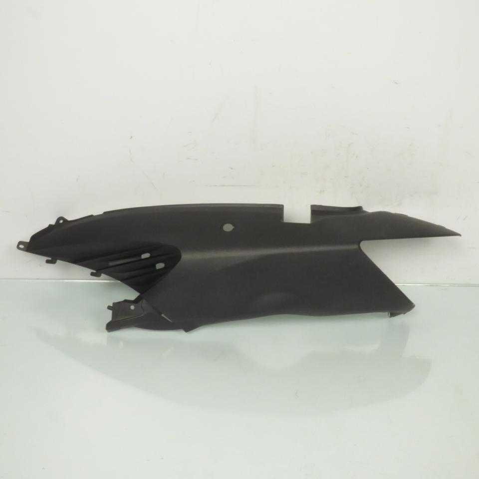 Coque arrière gauche noir mat pour scooter Yiying 125 YY125T-7 TI07-070100006