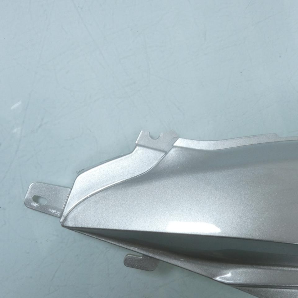 Coque arrière gauche pour scooter Yiying 125 YY125T-7 TI07-070100006 gris