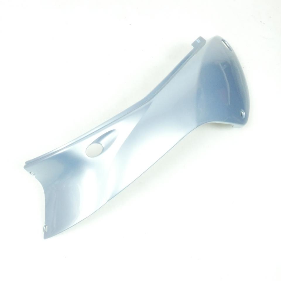 Coque arrière gauche pour scooter Peugeot 50 TKR 2000 à 2003 738625B6 Bleu