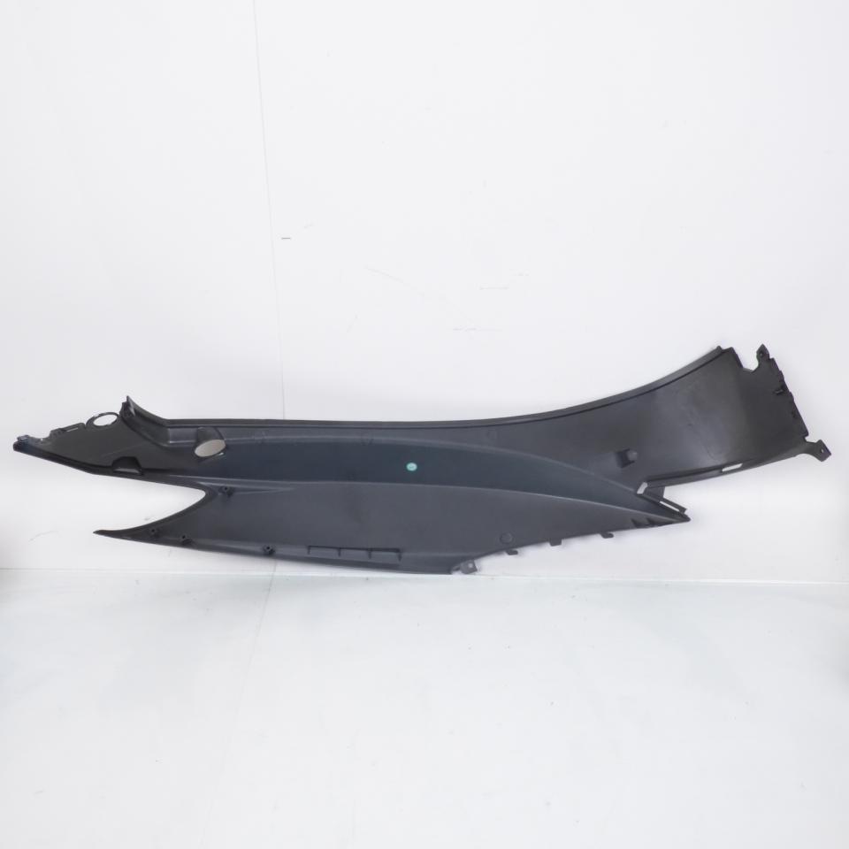 Coque arrière gauche origine pour Scooter Sym 125 Jet 4 Après 2010 83600-ATA-0000 Neuf