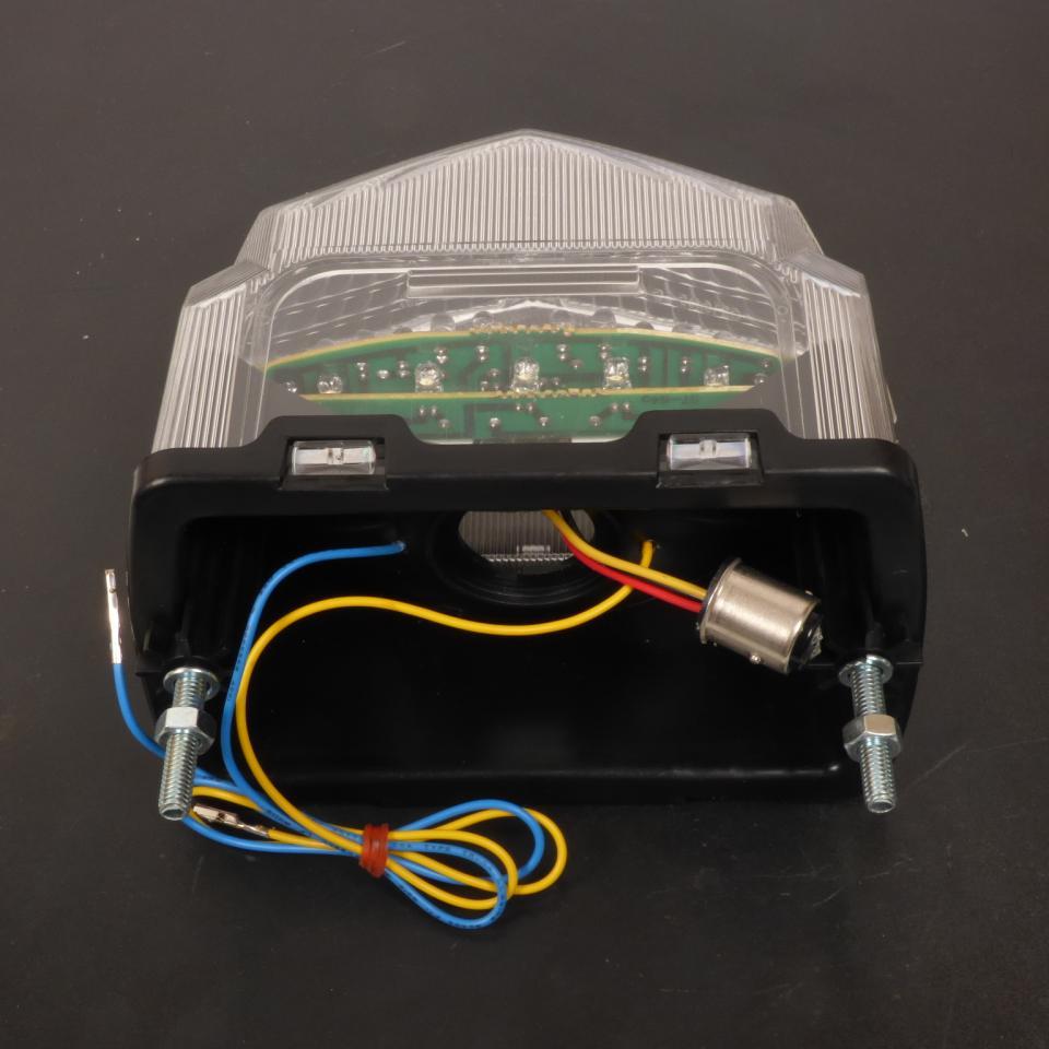 Feu arrière Mad pour Moto Yamaha 900 TDM 2002 à 2006 Neuf