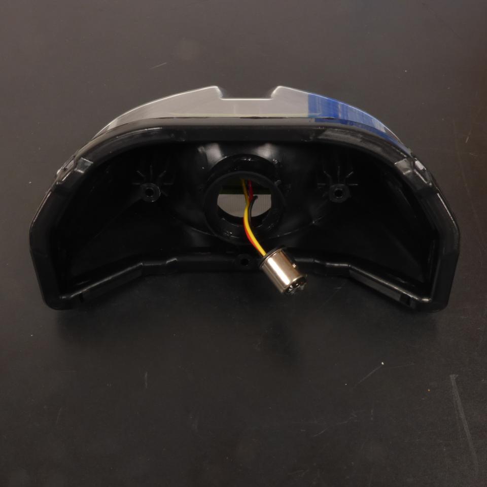 Feu arrière Mad pour Moto Yamaha FZ1 2006 Neuf
