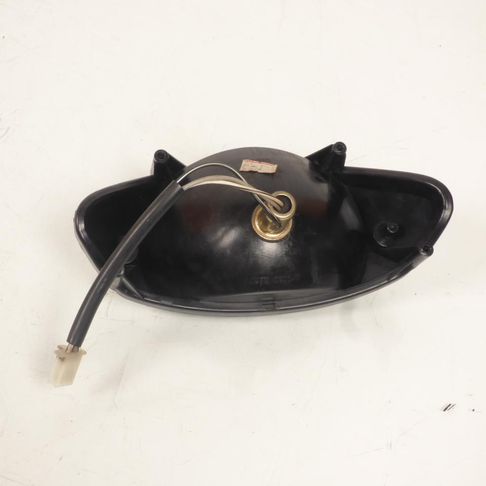 Feu arrière origine pour scooter Suzuki 125 UE 2001 à 2003 LM1BH111100 Occasion